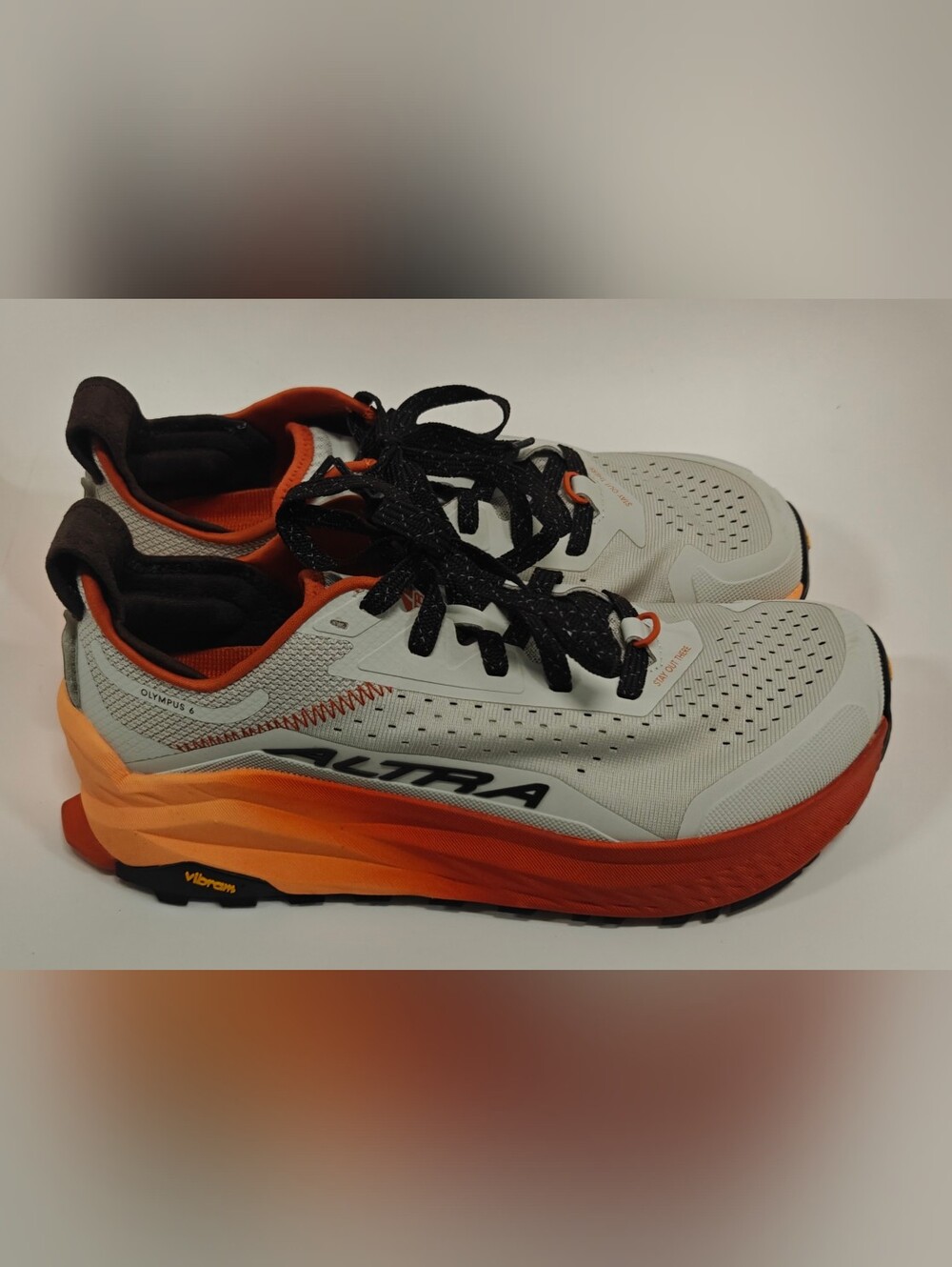 Altra Olympus 6 Trail Running Shoes Men’s Size 9.5 Gray Orange Vibram Sole Max C
